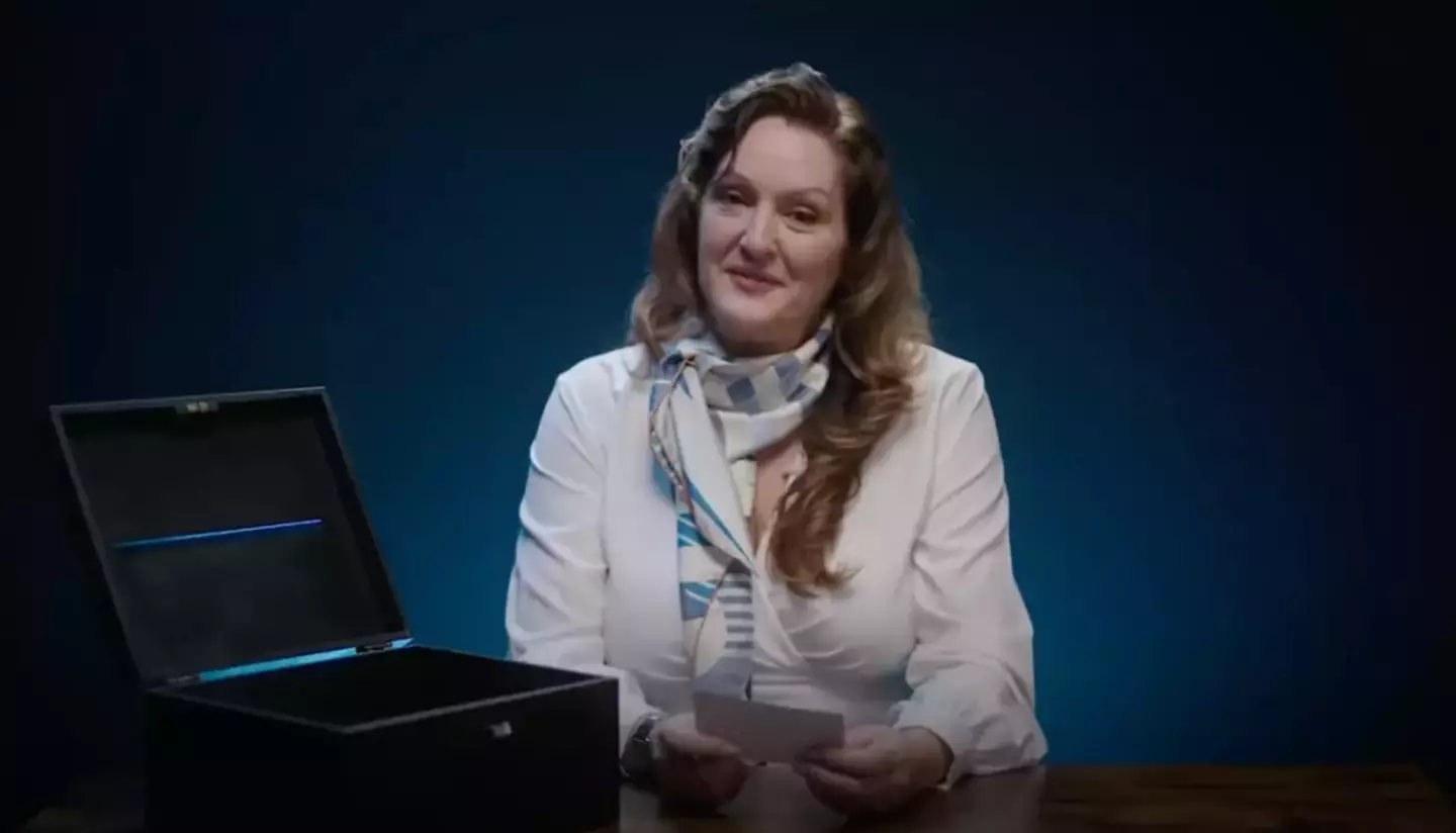 flight attendant reveals