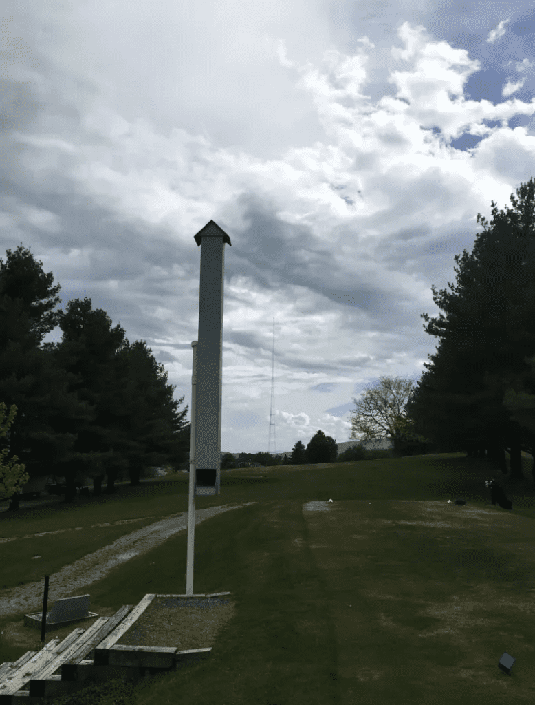 Drivers Keep Slowing Down for This Weird Tower in Rural Oregon — Then They Realize What It Actually Does