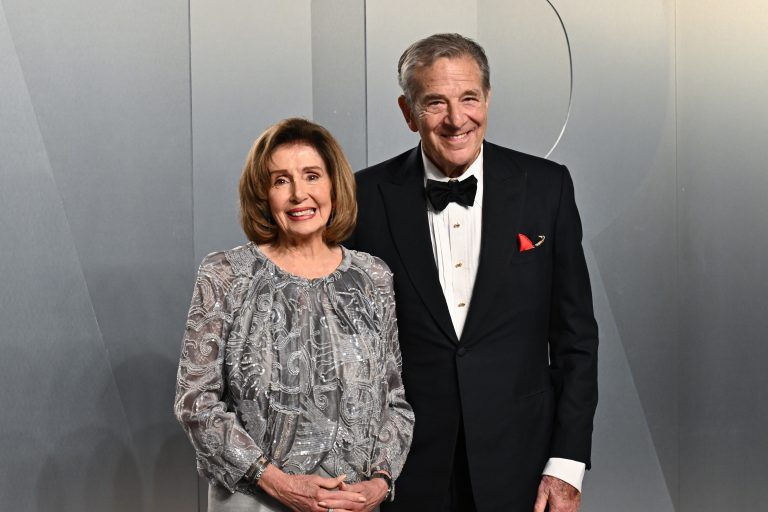 Nancy Pelosi,Paul Pelosi