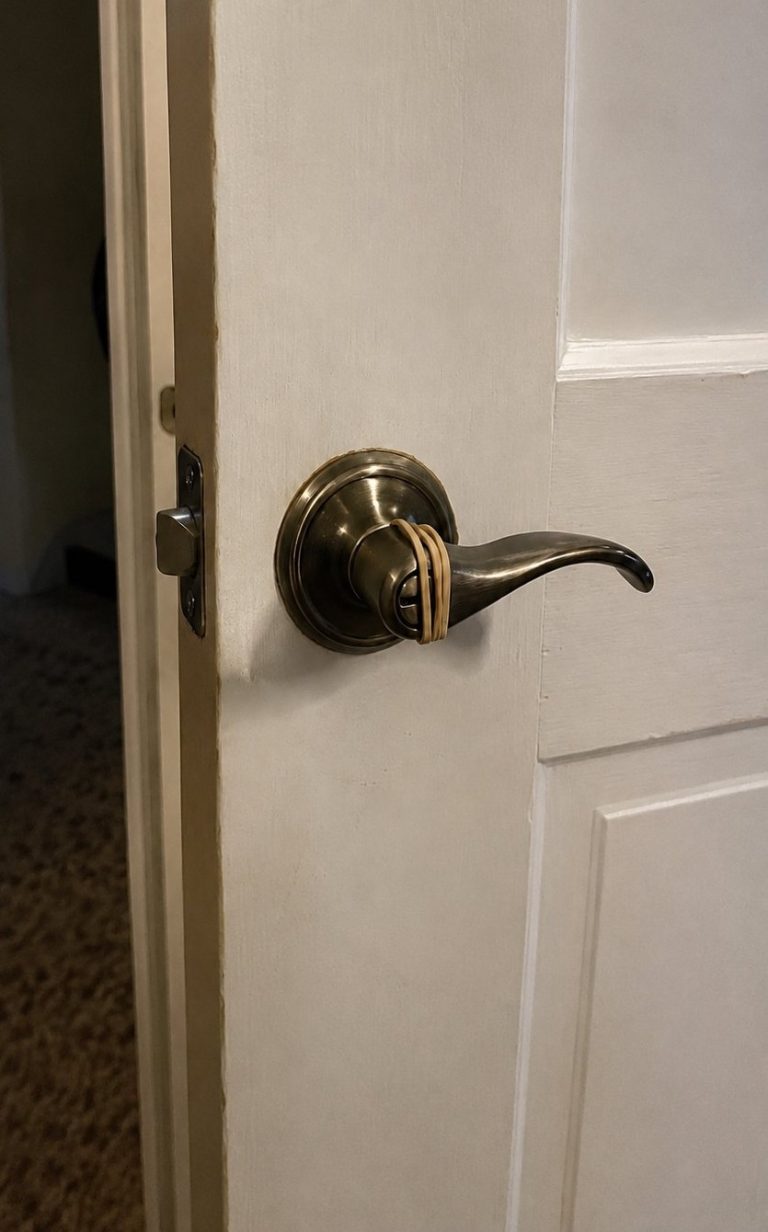 door_compressed_under_200kb